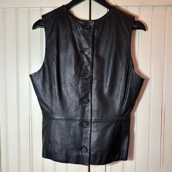 Whet Blu Fashion Leather Button Up Sleeveless Top Sz M EUC - Picture 2 of 10